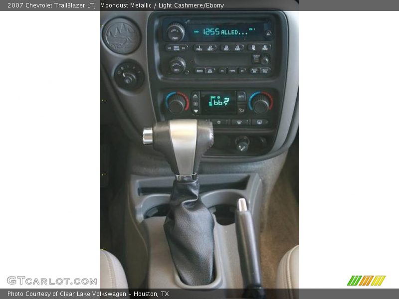 Moondust Metallic / Light Cashmere/Ebony 2007 Chevrolet TrailBlazer LT