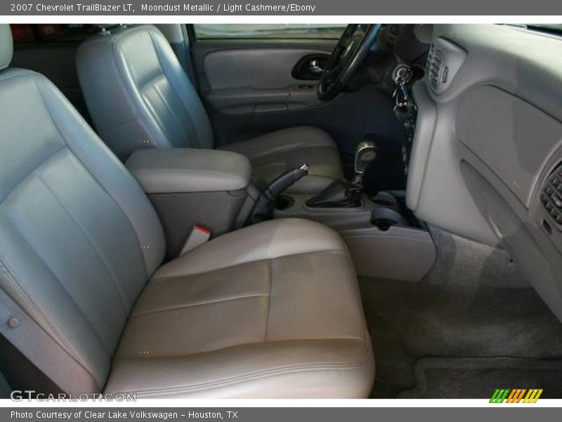 Moondust Metallic / Light Cashmere/Ebony 2007 Chevrolet TrailBlazer LT