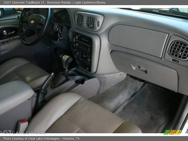 Moondust Metallic / Light Cashmere/Ebony 2007 Chevrolet TrailBlazer LT