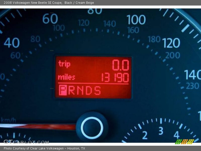 Black / Cream Beige 2008 Volkswagen New Beetle SE Coupe