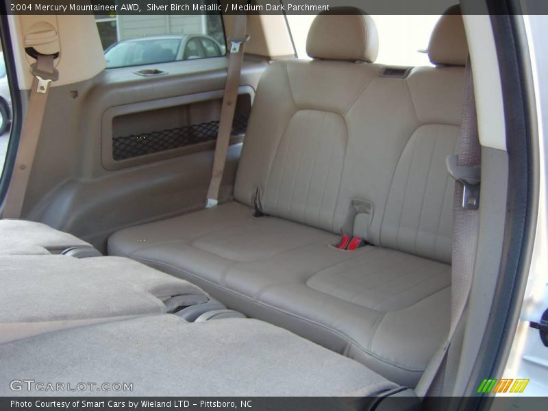 Silver Birch Metallic / Medium Dark Parchment 2004 Mercury Mountaineer AWD