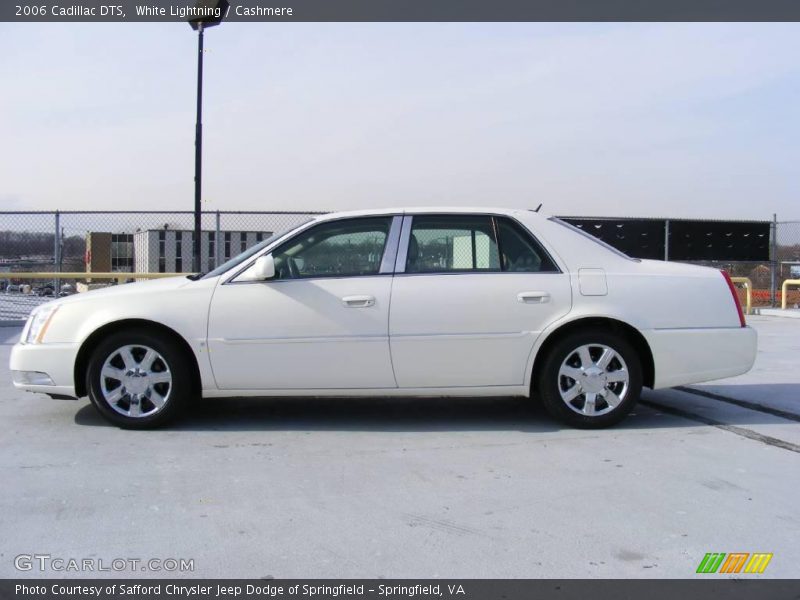 White Lightning / Cashmere 2006 Cadillac DTS