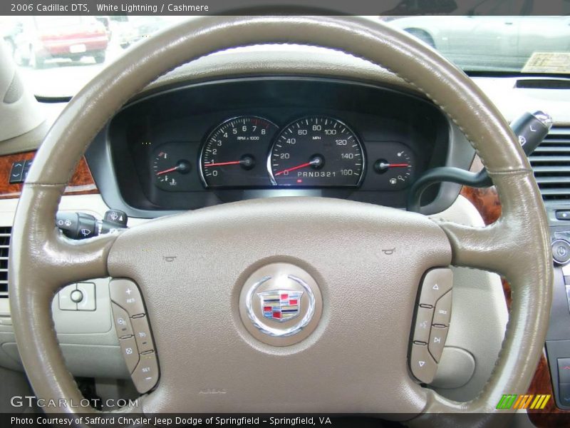 White Lightning / Cashmere 2006 Cadillac DTS