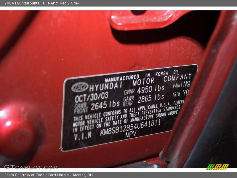 Merlot Red / Gray 2004 Hyundai Santa Fe