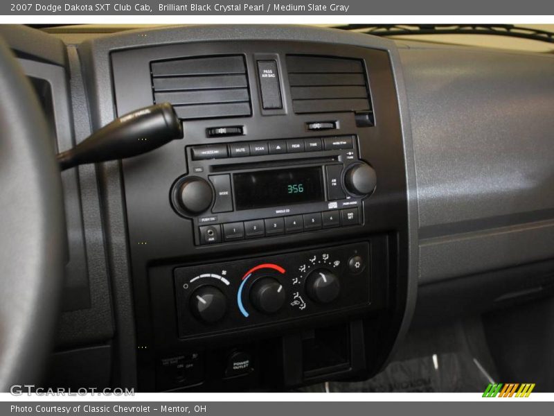 Brilliant Black Crystal Pearl / Medium Slate Gray 2007 Dodge Dakota SXT Club Cab