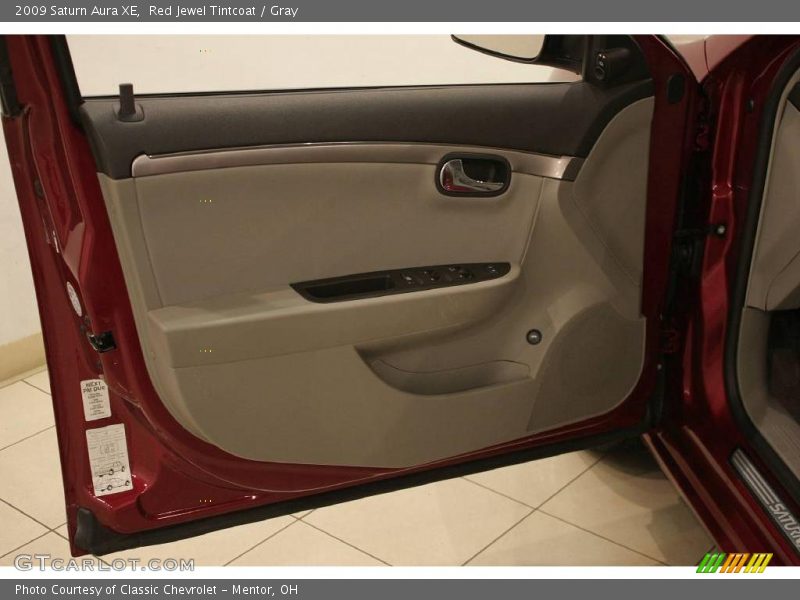Red Jewel Tintcoat / Gray 2009 Saturn Aura XE
