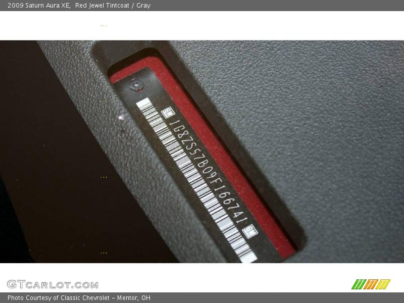 Red Jewel Tintcoat / Gray 2009 Saturn Aura XE
