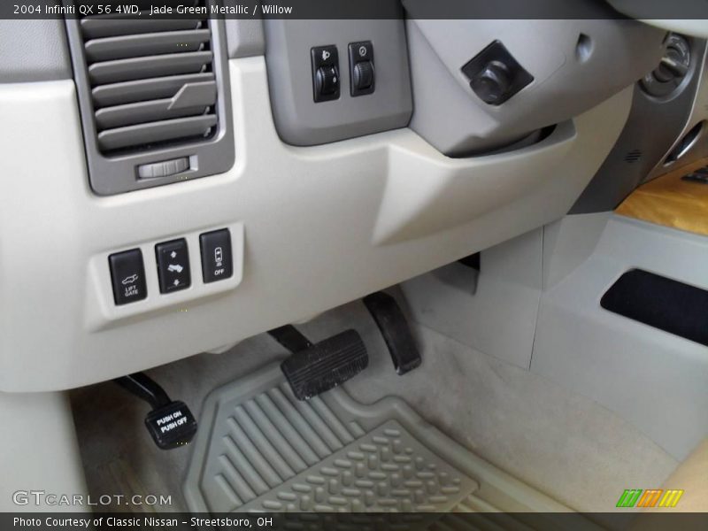 Jade Green Metallic / Willow 2004 Infiniti QX 56 4WD