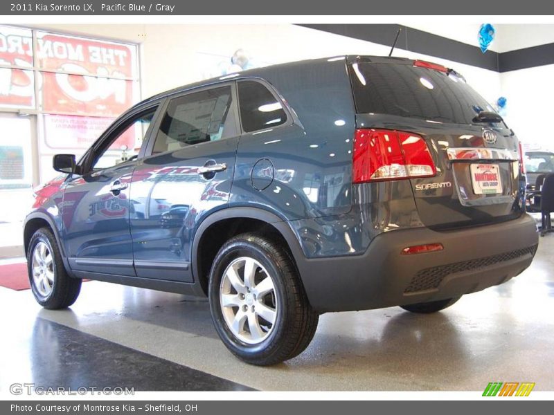 Pacific Blue / Gray 2011 Kia Sorento LX