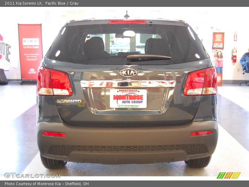 Pacific Blue / Gray 2011 Kia Sorento LX