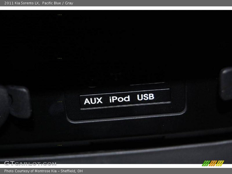 Pacific Blue / Gray 2011 Kia Sorento LX