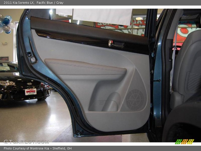 Pacific Blue / Gray 2011 Kia Sorento LX