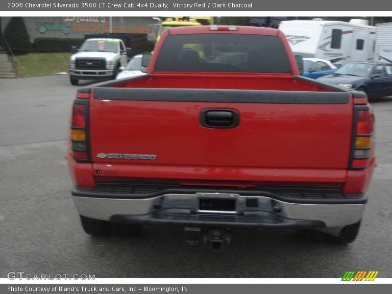Victory Red / Dark Charcoal 2006 Chevrolet Silverado 3500 LT Crew Cab 4x4 Dually