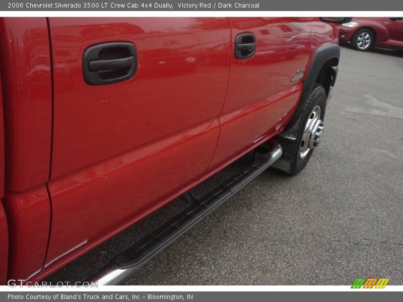Victory Red / Dark Charcoal 2006 Chevrolet Silverado 3500 LT Crew Cab 4x4 Dually