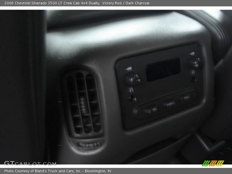 Victory Red / Dark Charcoal 2006 Chevrolet Silverado 3500 LT Crew Cab 4x4 Dually