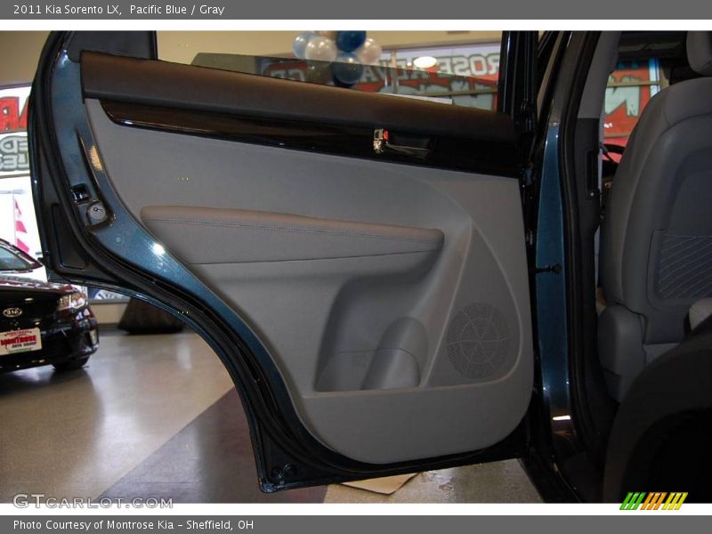 Pacific Blue / Gray 2011 Kia Sorento LX