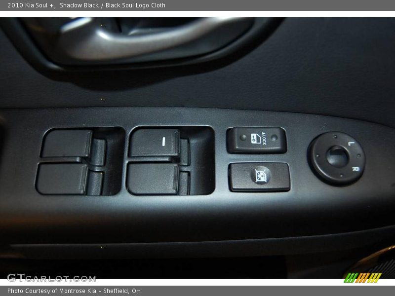 Shadow Black / Black Soul Logo Cloth 2010 Kia Soul +