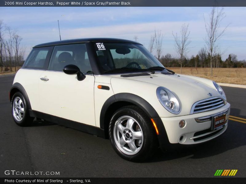 Pepper White / Space Gray/Panther Black 2006 Mini Cooper Hardtop