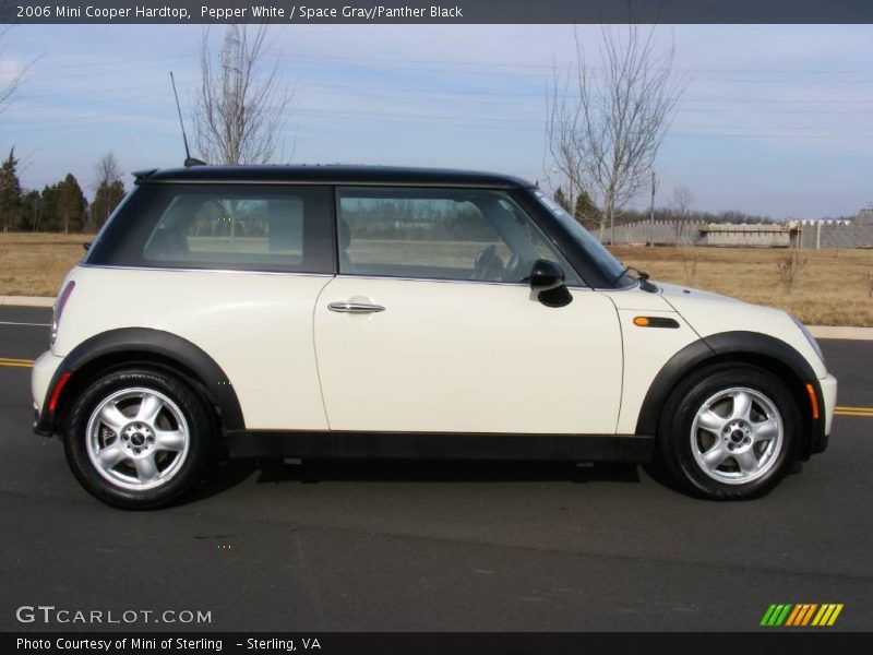 Pepper White / Space Gray/Panther Black 2006 Mini Cooper Hardtop