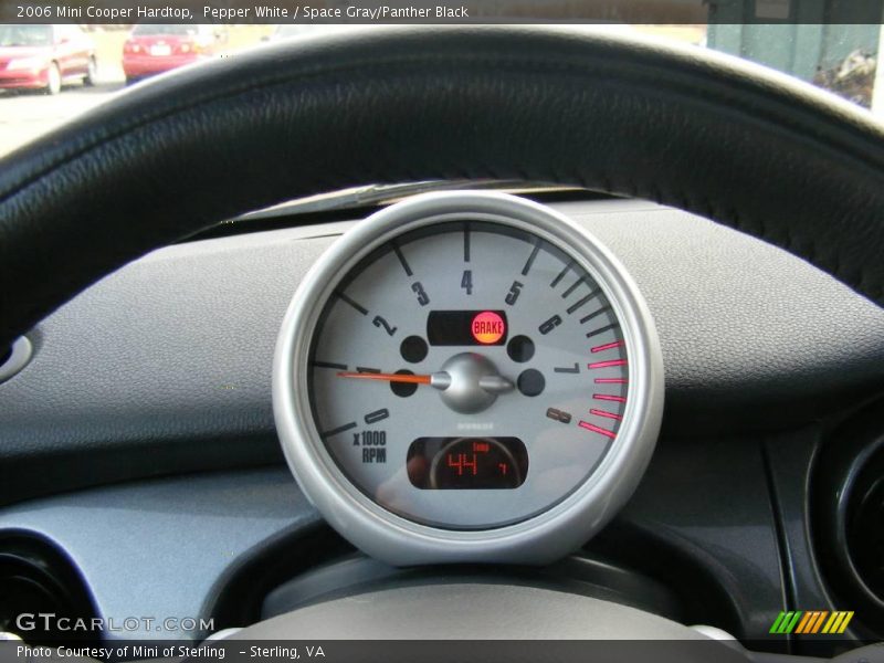 Pepper White / Space Gray/Panther Black 2006 Mini Cooper Hardtop