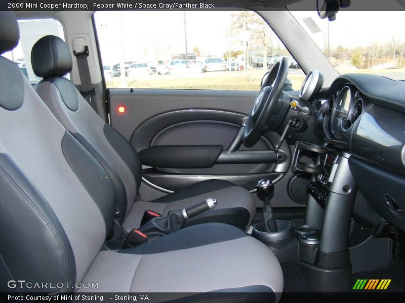 Pepper White / Space Gray/Panther Black 2006 Mini Cooper Hardtop