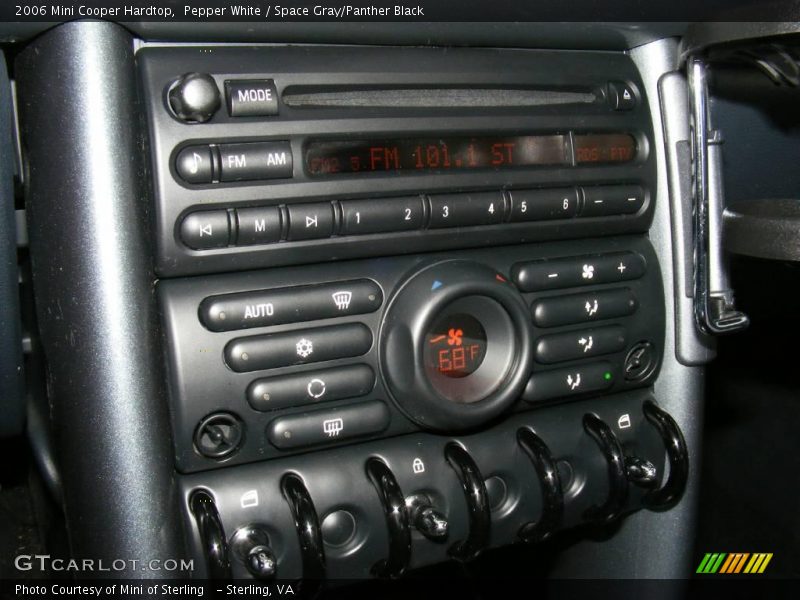 Pepper White / Space Gray/Panther Black 2006 Mini Cooper Hardtop
