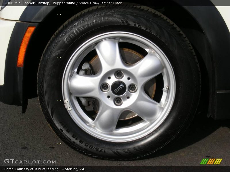 Pepper White / Space Gray/Panther Black 2006 Mini Cooper Hardtop