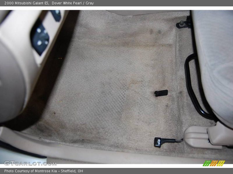 Dover White Pearl / Gray 2000 Mitsubishi Galant ES