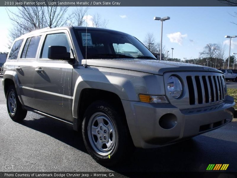 Light Sandstone Metallic / Dark Slate Gray 2010 Jeep Patriot Sport