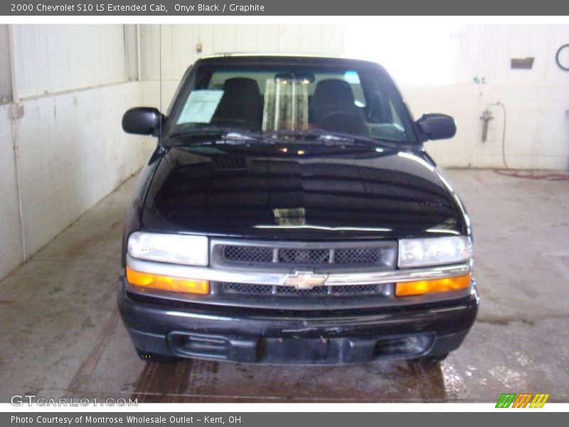 Onyx Black / Graphite 2000 Chevrolet S10 LS Extended Cab