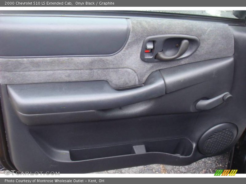 Onyx Black / Graphite 2000 Chevrolet S10 LS Extended Cab