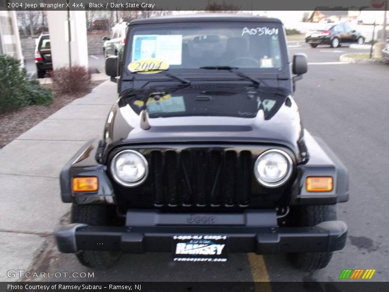 Black / Dark Slate Gray 2004 Jeep Wrangler X 4x4