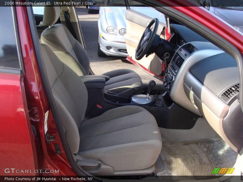 Ultra Red Pearl / Gray 2006 Mitsubishi Galant ES
