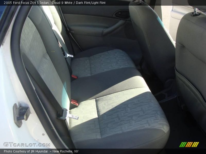 Cloud 9 White / Dark Flint/Light Flint 2005 Ford Focus ZX4 S Sedan