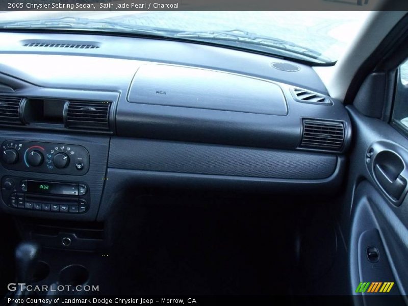 Satin Jade Pearl / Charcoal 2005 Chrysler Sebring Sedan