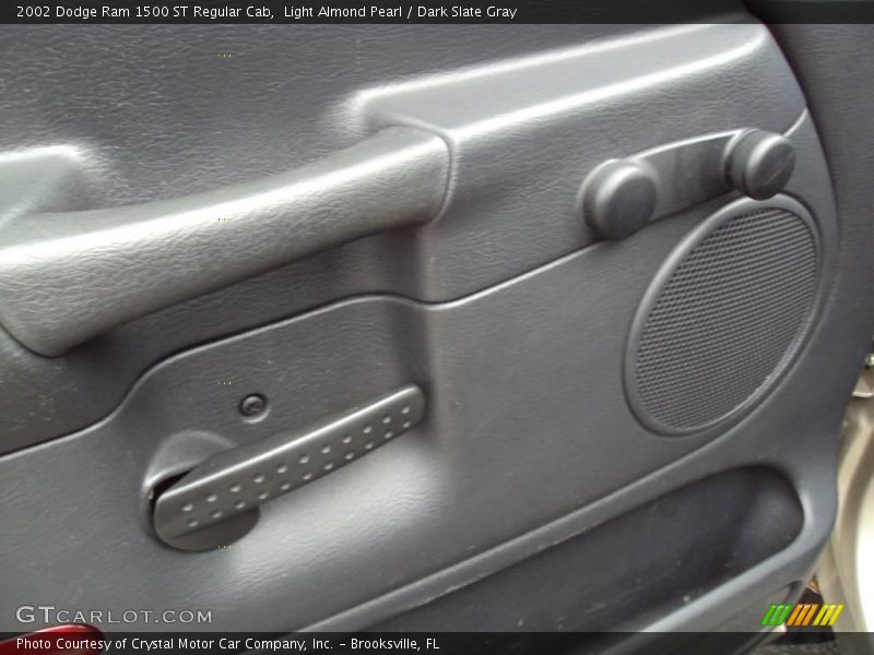 Light Almond Pearl / Dark Slate Gray 2002 Dodge Ram 1500 ST Regular Cab
