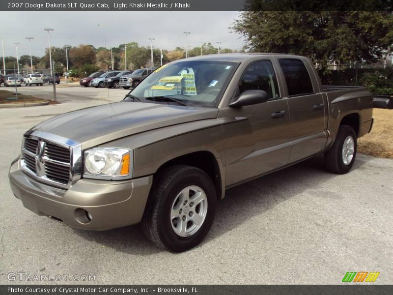 Light Khaki Metallic / Khaki 2007 Dodge Dakota SLT Quad Cab