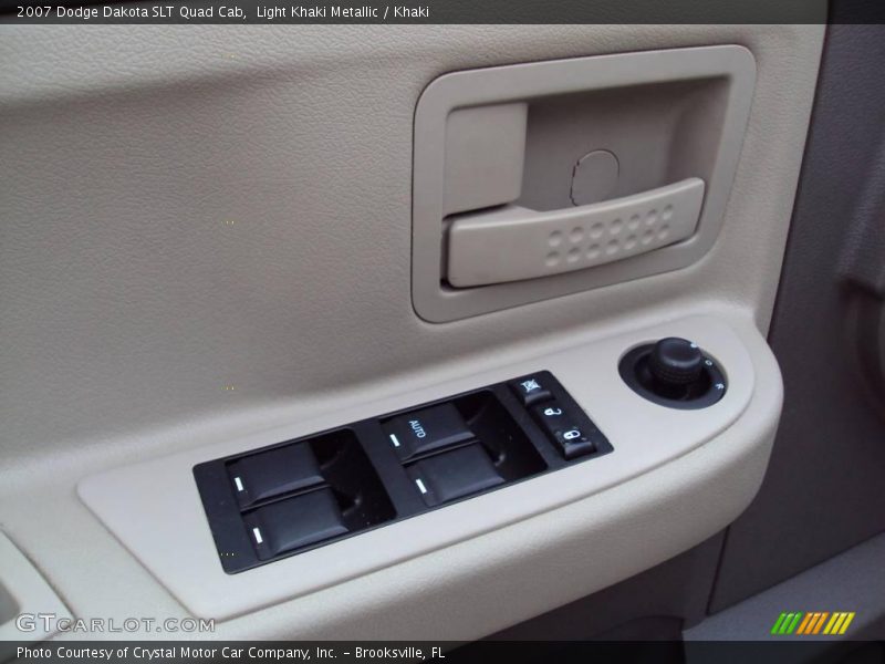 Light Khaki Metallic / Khaki 2007 Dodge Dakota SLT Quad Cab