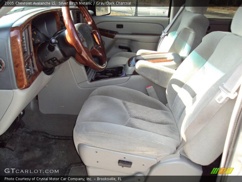 Silver Birch Metallic / Gray/Dark Charcoal 2005 Chevrolet Avalanche LS