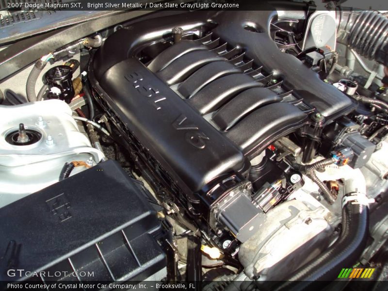 Bright Silver Metallic / Dark Slate Gray/Light Graystone 2007 Dodge Magnum SXT