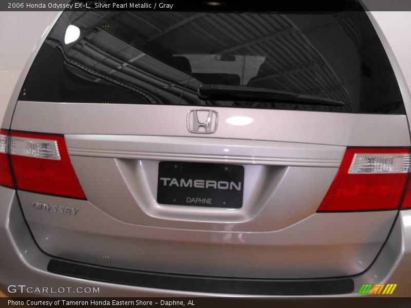 Silver Pearl Metallic / Gray 2006 Honda Odyssey EX-L