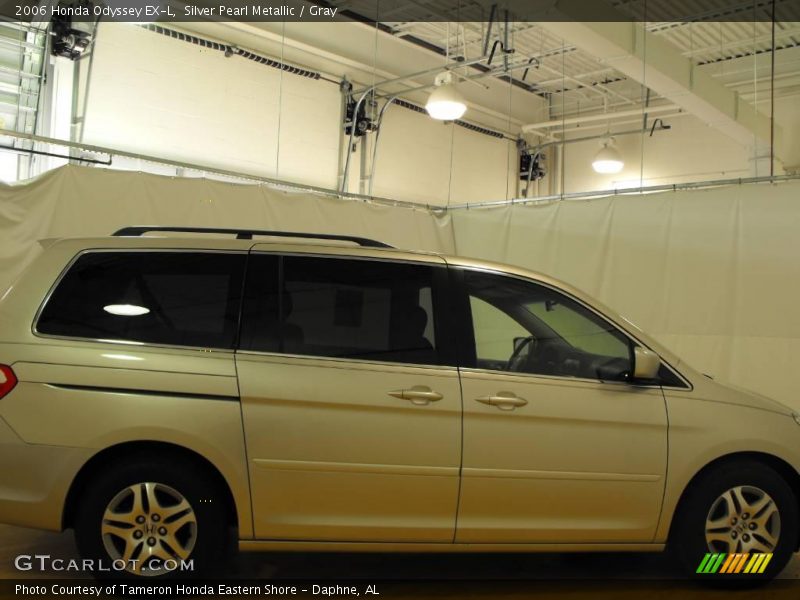 Silver Pearl Metallic / Gray 2006 Honda Odyssey EX-L