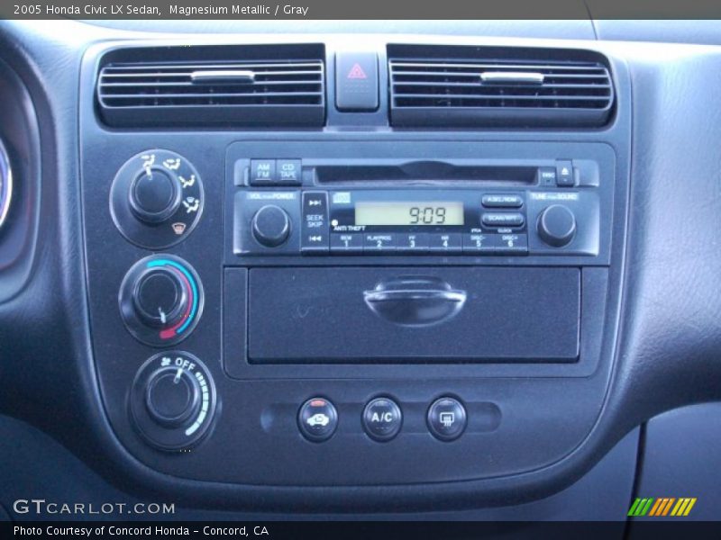 Magnesium Metallic / Gray 2005 Honda Civic LX Sedan