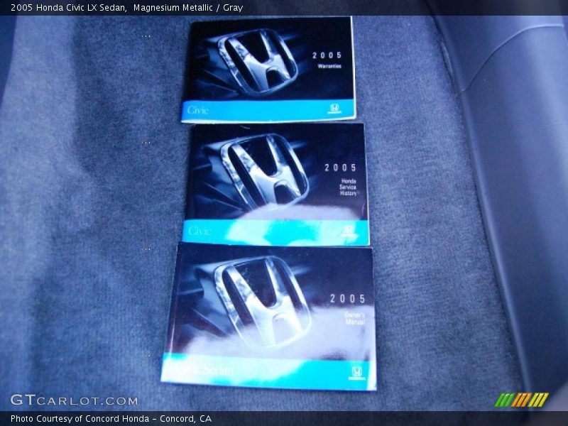 Magnesium Metallic / Gray 2005 Honda Civic LX Sedan