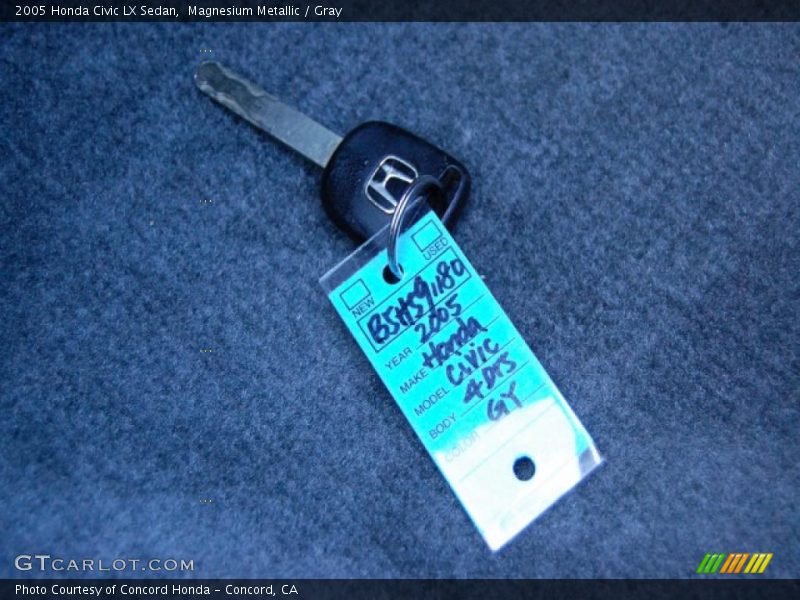 Magnesium Metallic / Gray 2005 Honda Civic LX Sedan