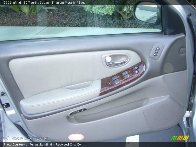 Titanium Metallic / Sage 2001 Infiniti I 30 Touring Sedan