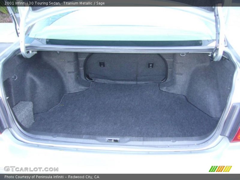Titanium Metallic / Sage 2001 Infiniti I 30 Touring Sedan