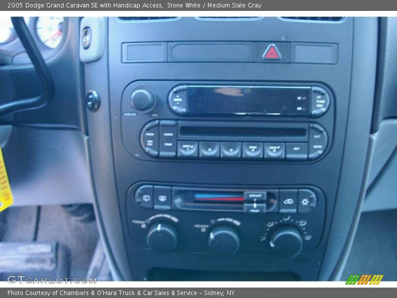 Stone White / Medium Slate Gray 2005 Dodge Grand Caravan SE with Handicap Access