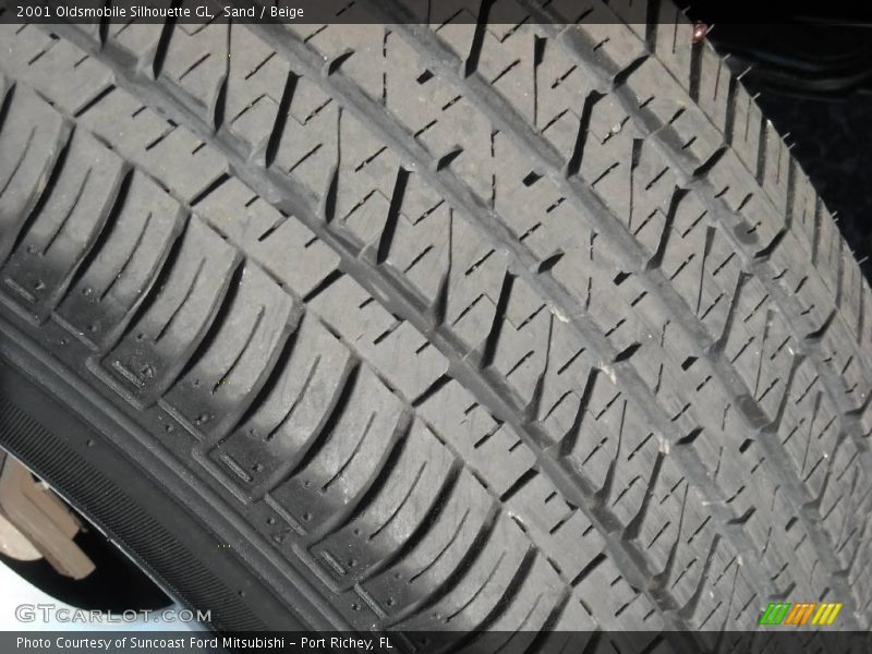 Sand / Beige 2001 Oldsmobile Silhouette GL