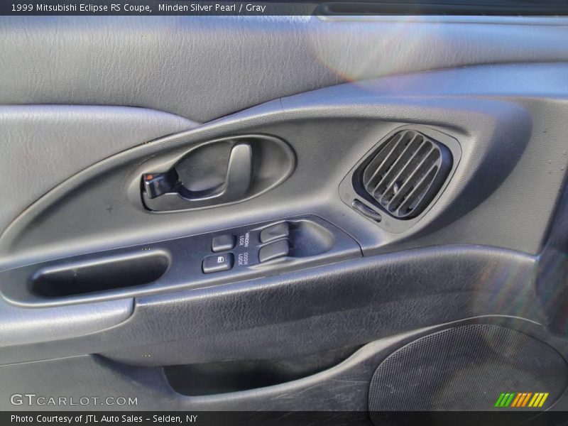Minden Silver Pearl / Gray 1999 Mitsubishi Eclipse RS Coupe